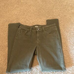 Women's Skinny Jeans in Olive